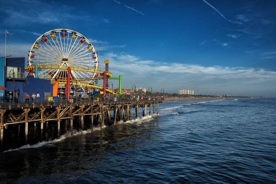  Muelle de Santa Mónica en Los ÁngelesFoto: Rolf_52 / Shutterstock.com 