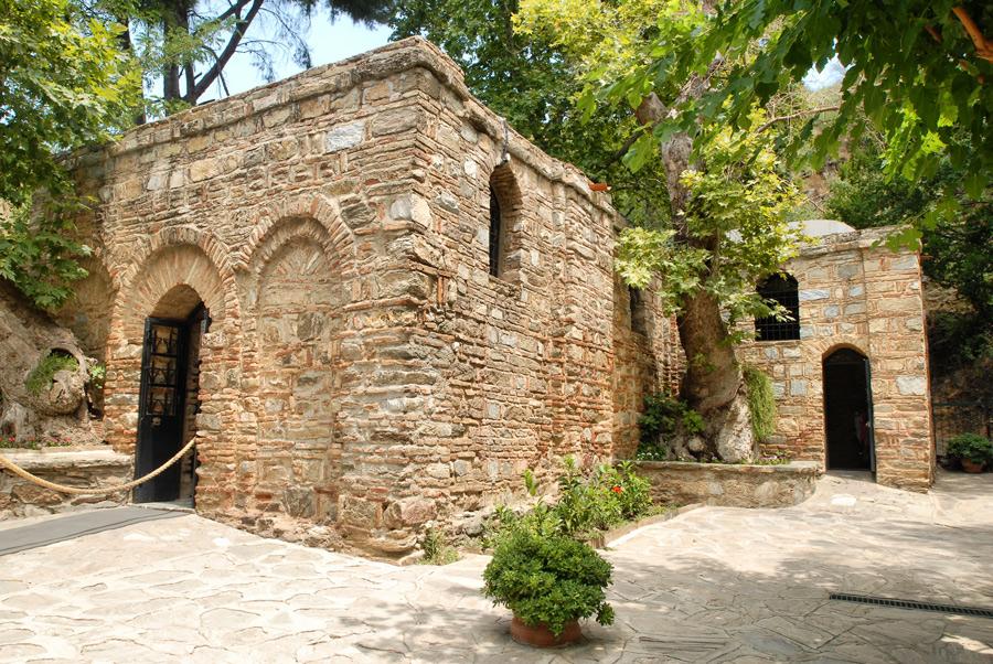 Capilla bizantina en las ruinas de la Casa de la Virgen María. 