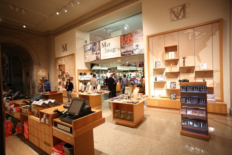 Tienda del Museo Metropolitano de Nueva York. Foto: a katz / Shutterstock.com