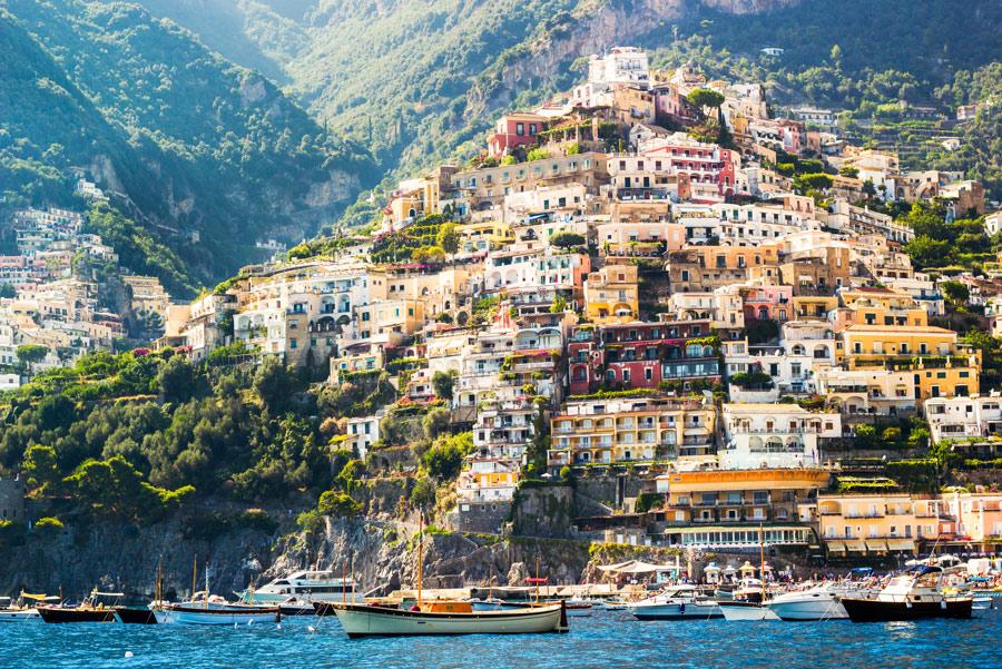 Positano, joya de la costa amalfitana. Autor: ronnybas / Shutterstock