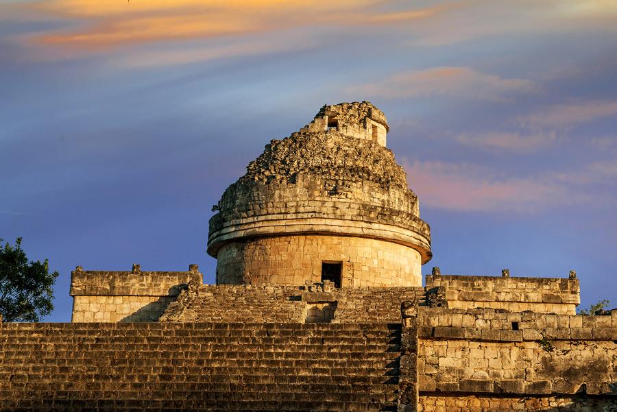 El Observatorio Astronómico, también llamado Caracol. 