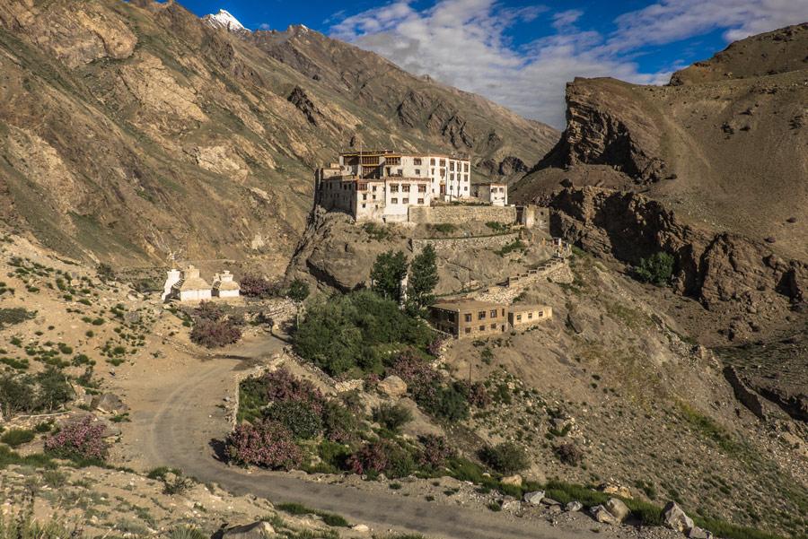 El aislado monasterio de Bardan