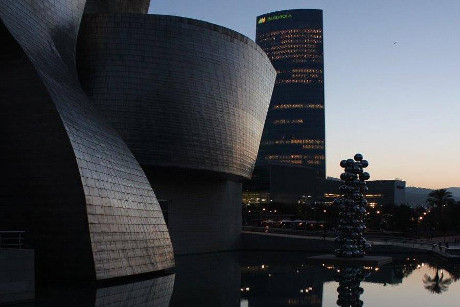 Guggenheim, emblema de la modernidad. Atribución: Jexa.