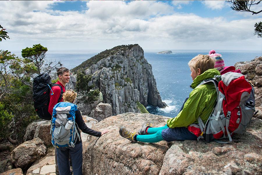 Vista de Cape Hauy, Three Capes Track. Foto: Tasmania Parks and Wildlife Service