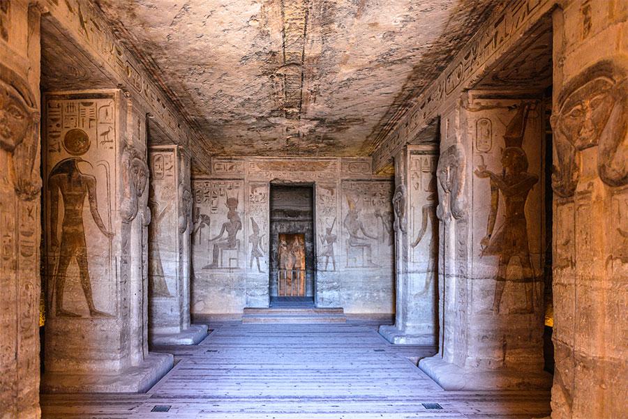 Interior del templo de Abu Simbel, Egipto. Anton_Ivanov / Shutterstock.com 