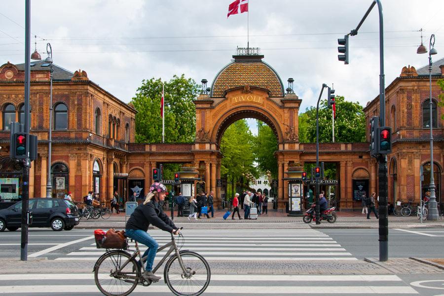 Jardines Tívoli, en Copenhague. Foto: jolly / Shutterstock.com 