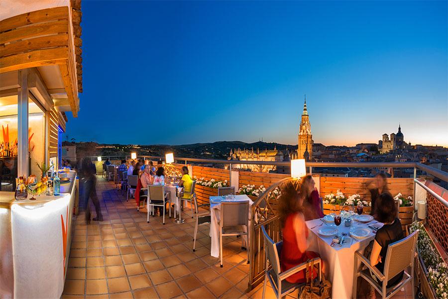 Terraza de la azotea del Hotel Carlos V. Toledo Capital Española de la Gastronomía 