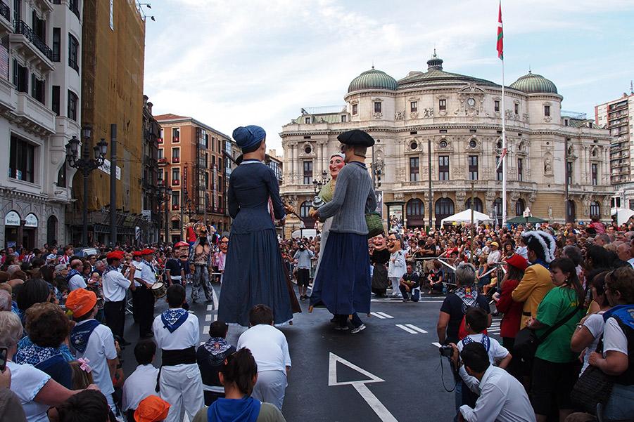 Semana Grande de Bilbao. Jarno Gonzalez Zarraonandia / Shutterstock.com 