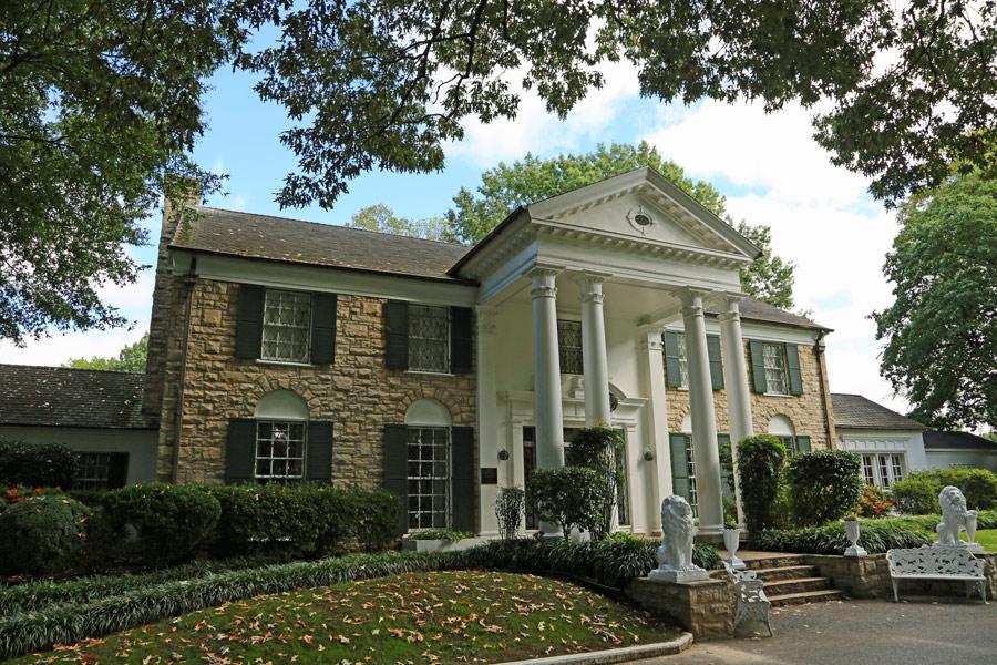 Graceland es la mansión de Elvis Presley. Foto: Malgorzata Litkowska / shutterstock.com