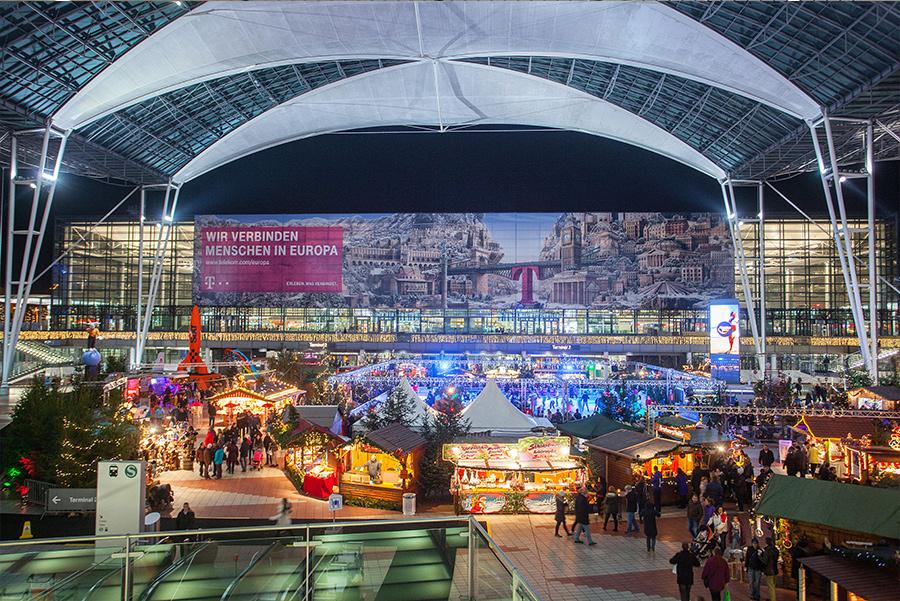 Mercadillo navideño y pista de hielo en el aeropuerto de Munich               Foto:  MUNICH AIRPORT 