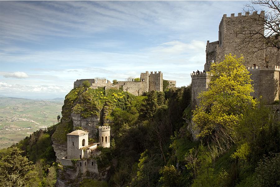 Erice sobre la colina