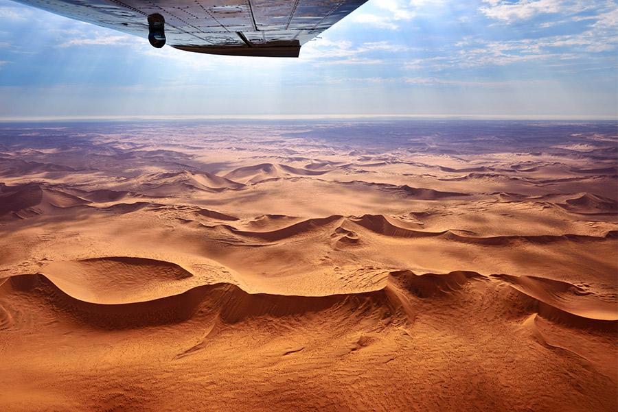 Vista aérea del desierto de Namib, Namibia. 