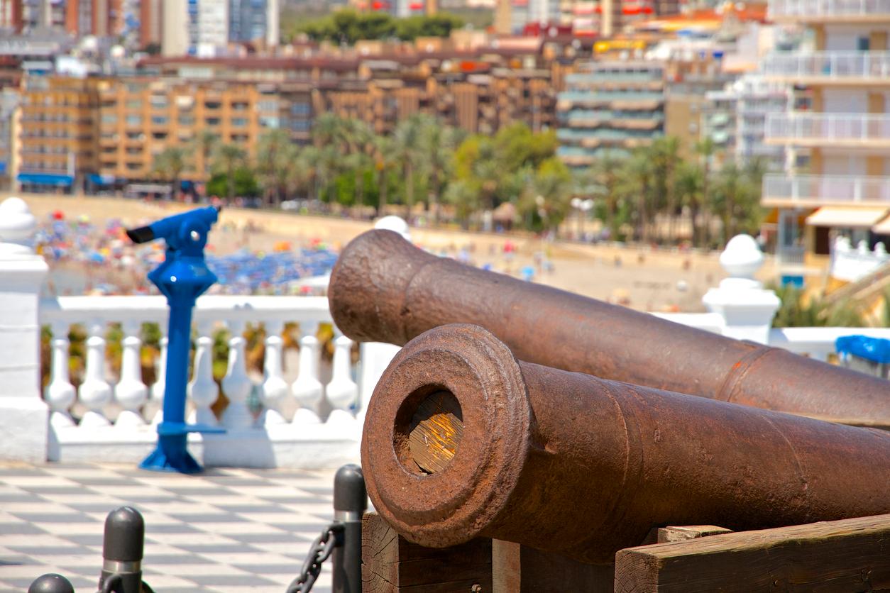 Benidorm, La plaza del Castillo