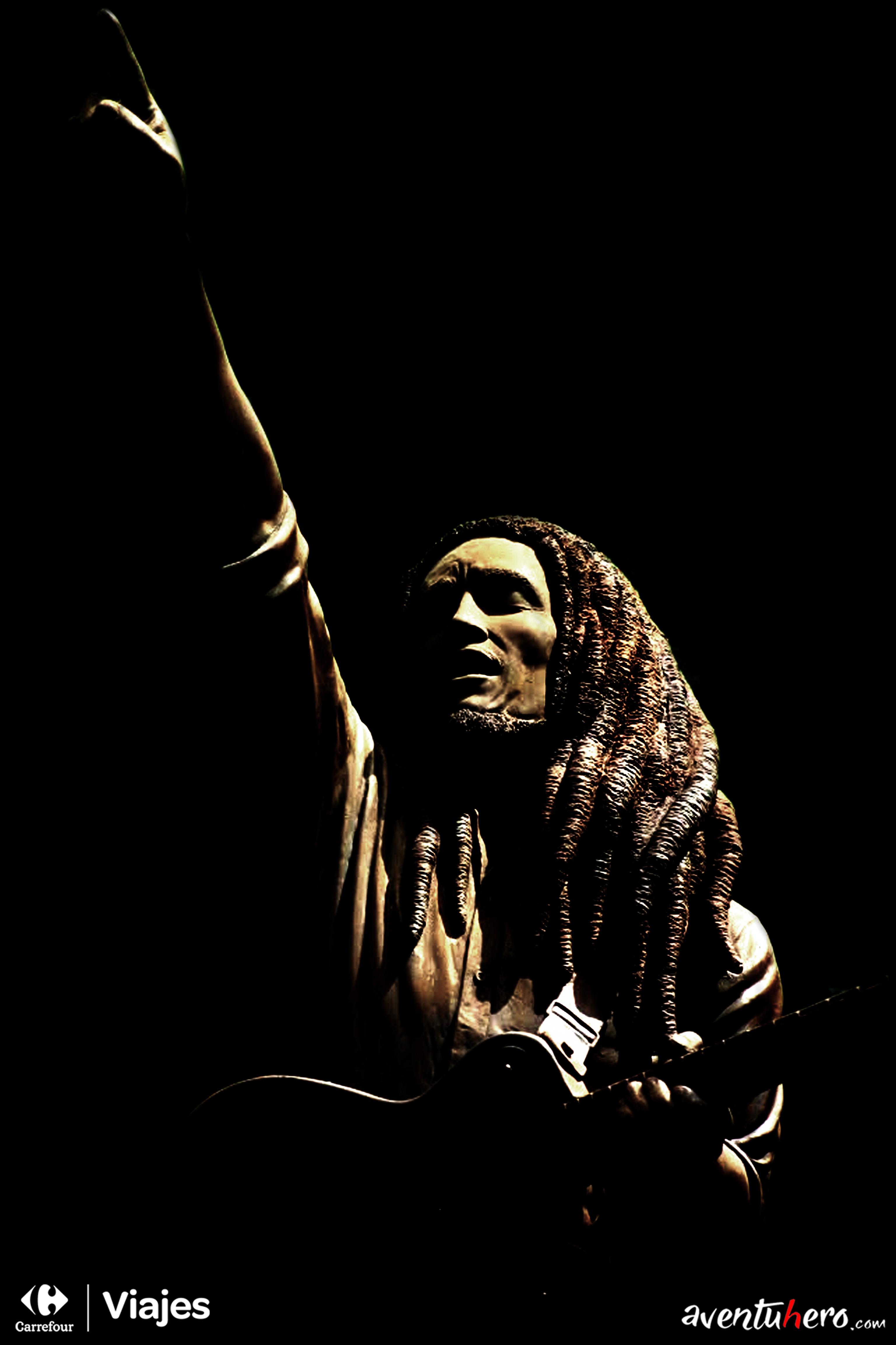 Aventuhero Jamaica Museo Bob Marley Estatua