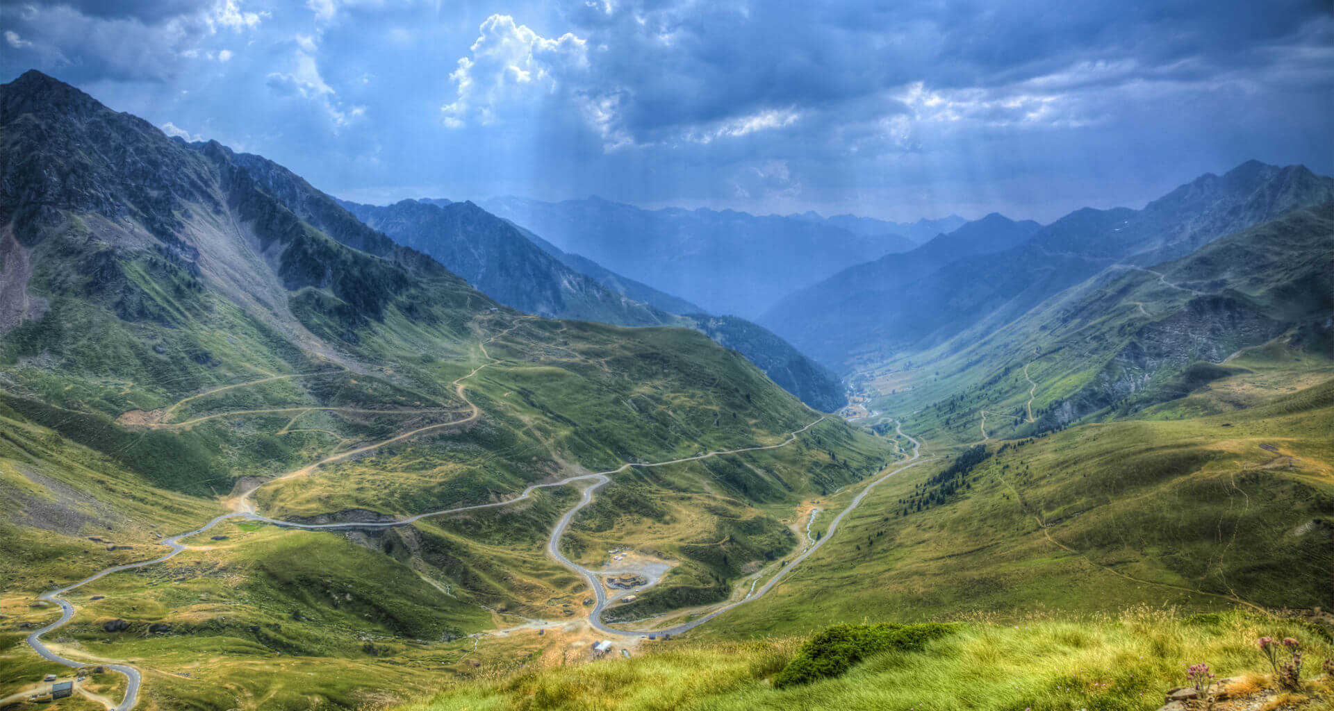 Ruta en moto, Carretera Pirineos