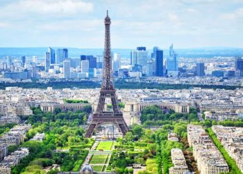 viaje a París, vista de la torre Eiffel