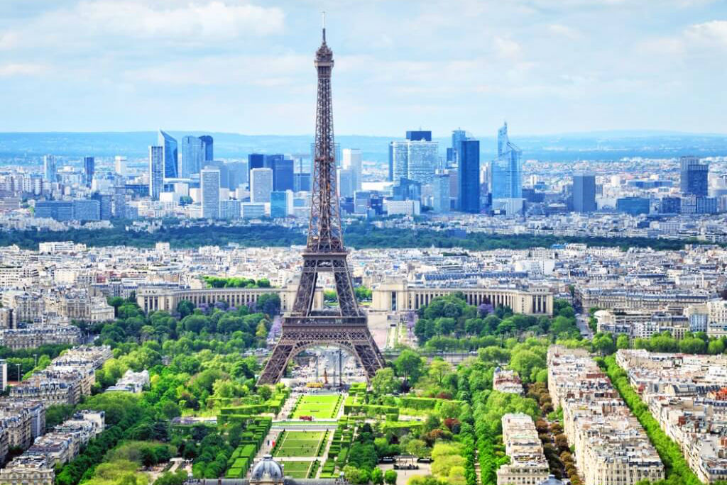 ¿Dónde alojarse en París? En el Hilton Paris La Defense. Conócelo