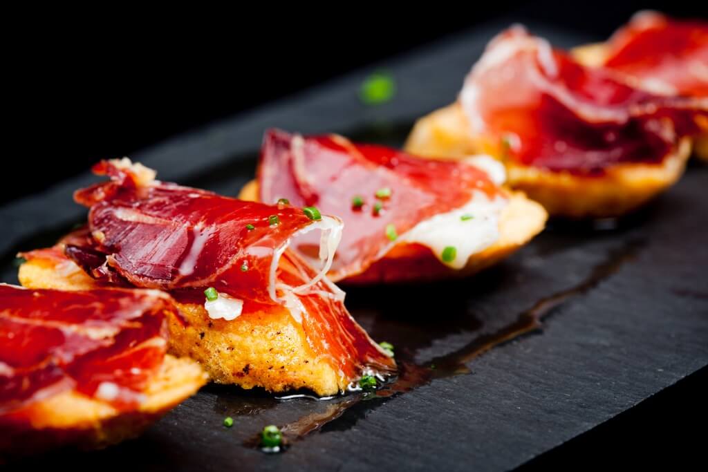 Fiestas del Pilar, Bandeja Jamón Ibérico
