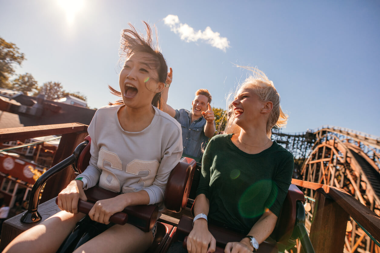 adrenalina parques de atracciones