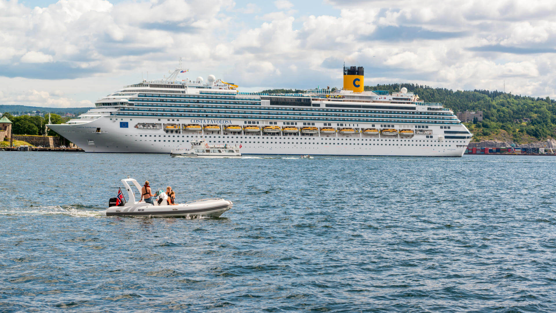 Costa Favolosa, Costa Cruceros