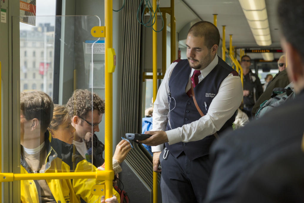 Revisor billetes transporte