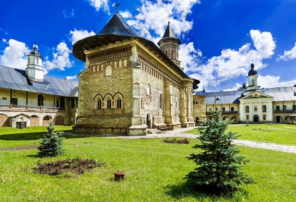 Iglesia de piedra, Bucovina