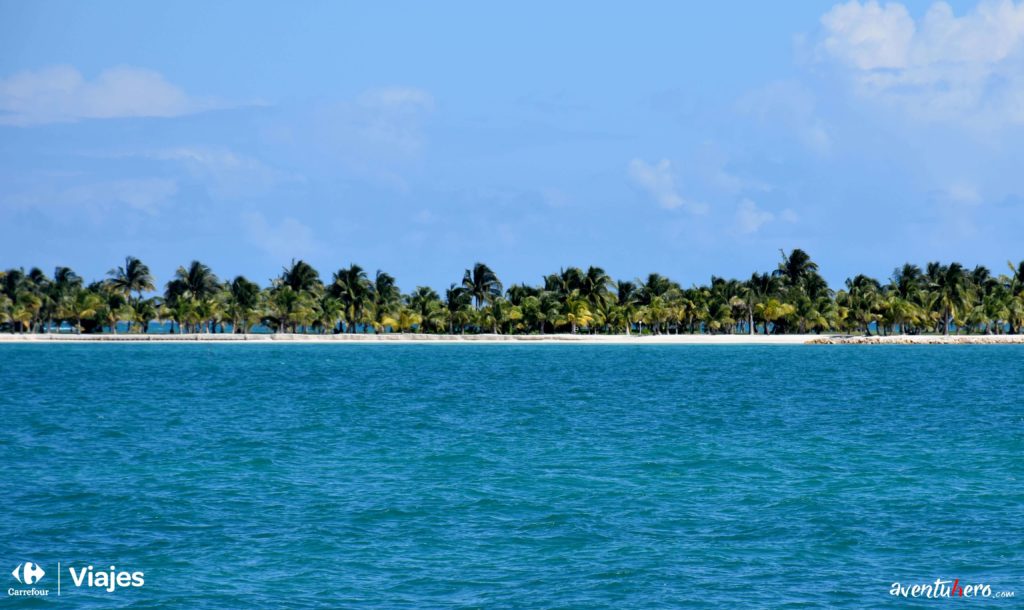 3 cayos cerca de great blue hole