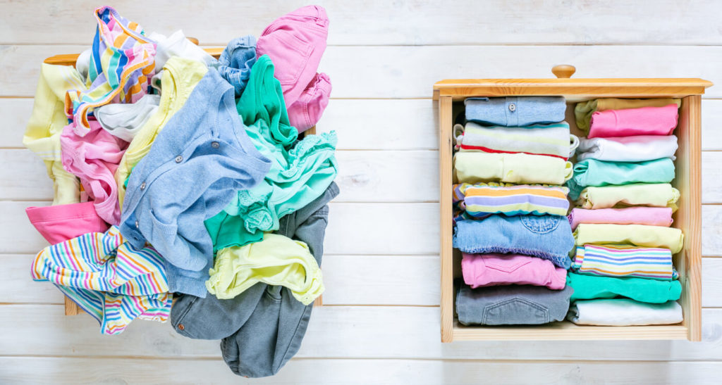 Marie Kondo ate el concepto de método - antes y después de los niños cajón de ropa