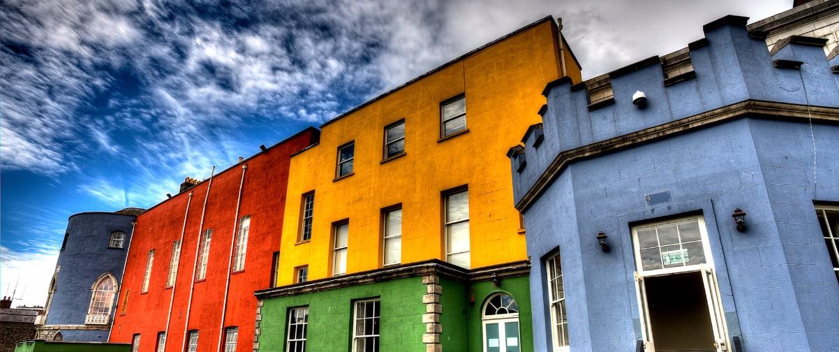 Guía Dublín, Casas colores