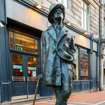 Guía Dublín, Estatua James Joyce