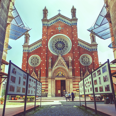 Iglesia de San Antonio de Padua, Guía Estambul