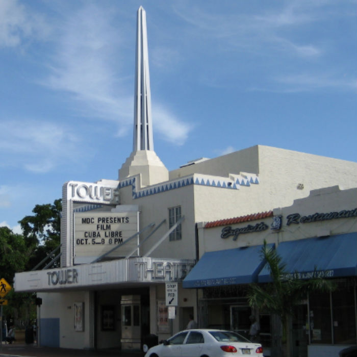 Guía Miami, Torre Teatro