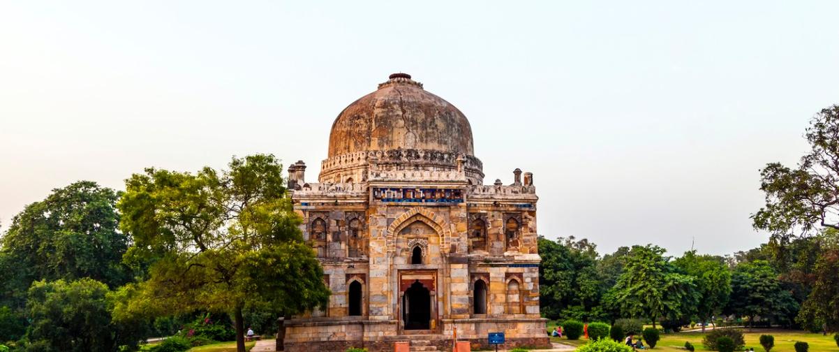 Guía Nueva Delhi, Tumba Bara Gumbad