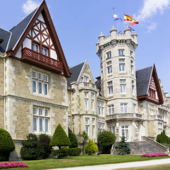 Guía Santander, Palacio de la Magdalena