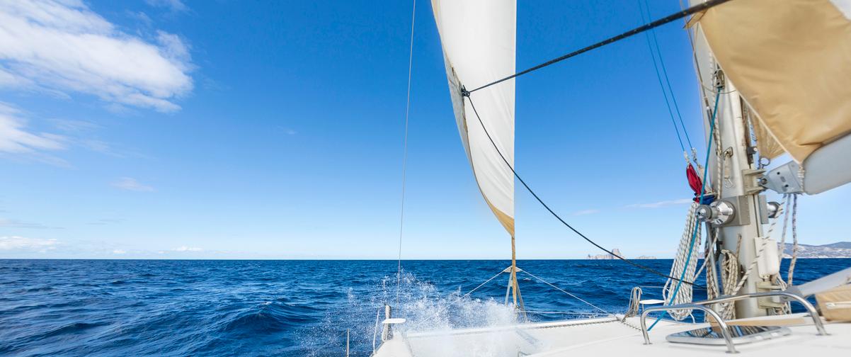 Guía Ibiza, Navegación a vela