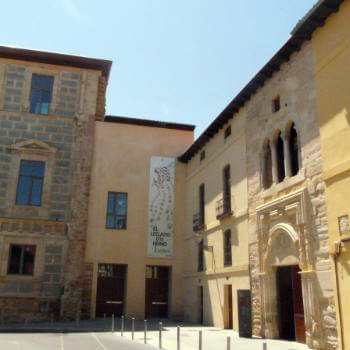 Guía León, Palacio del Conde Luna