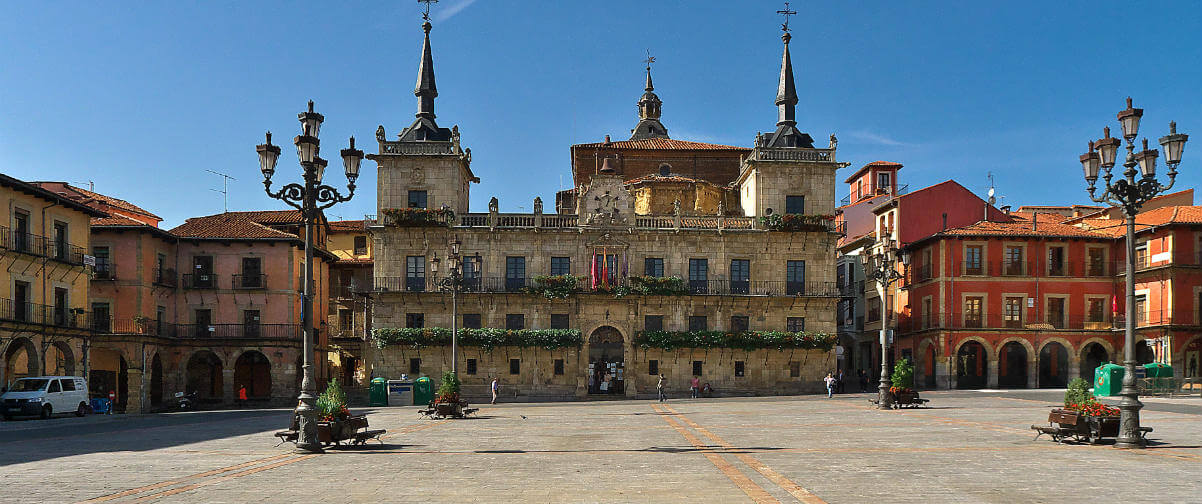 Guía León, Plaza Mayor