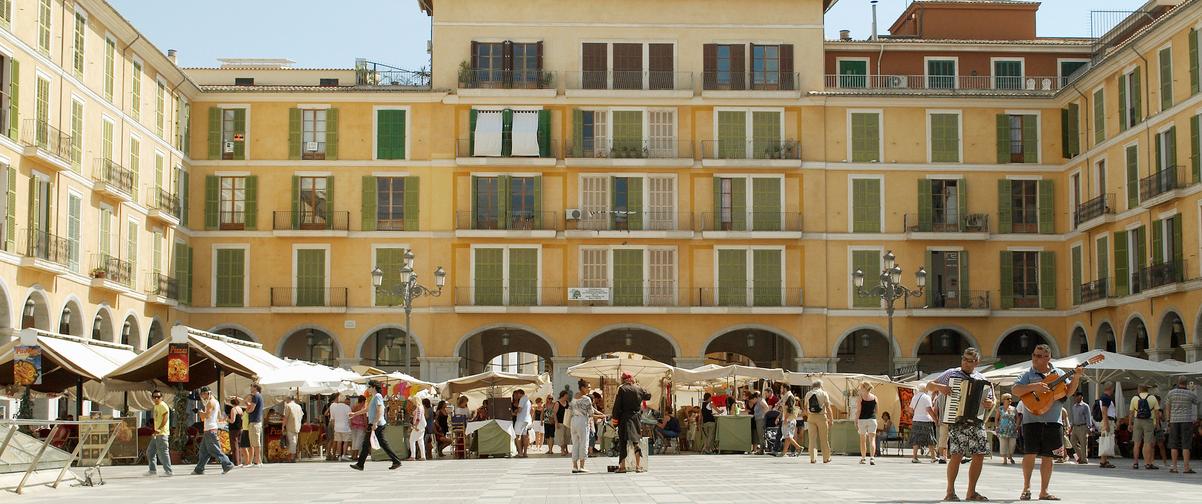 Guía Mallorca, Plaza Mallorca