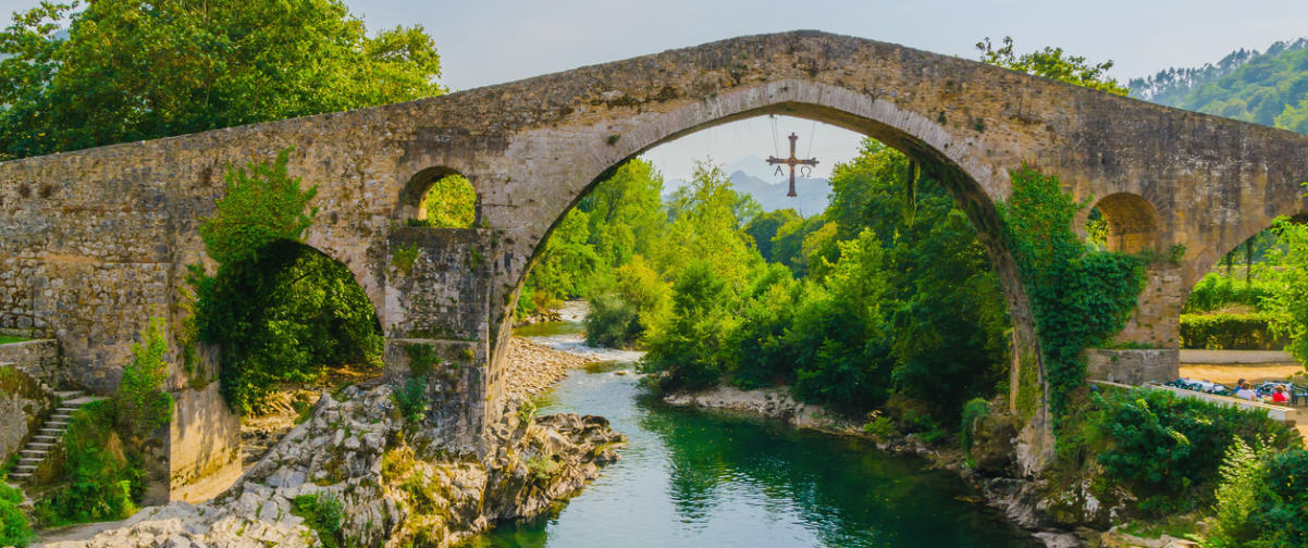 Guía Oviedo, Cangas de Onís