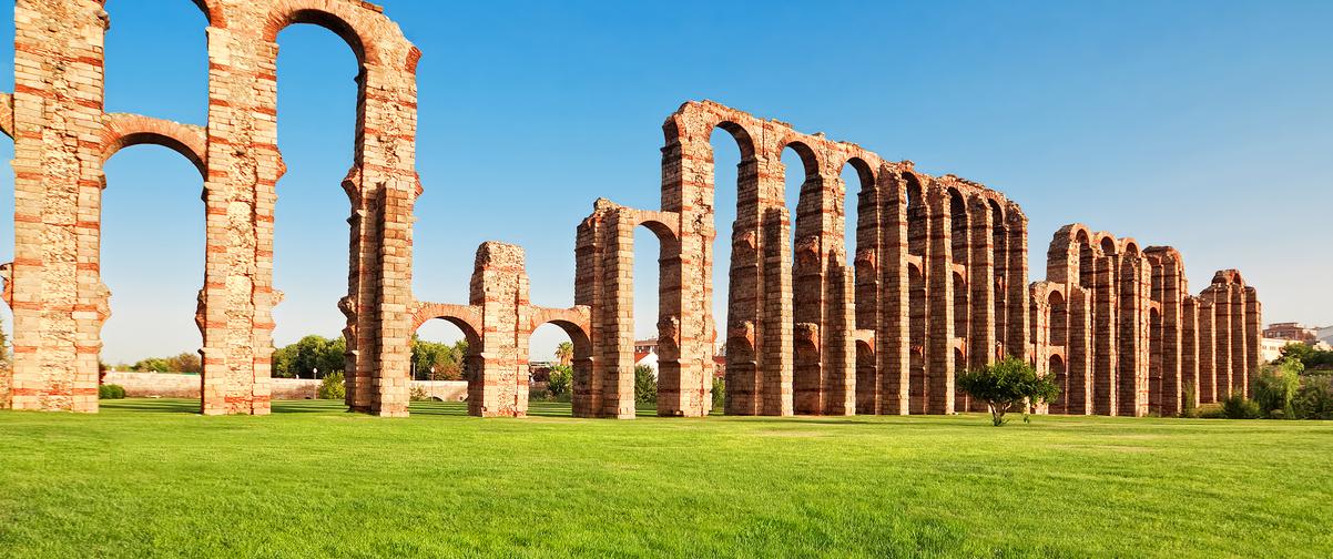 Guía Badajoz, Acueducto de los milagros