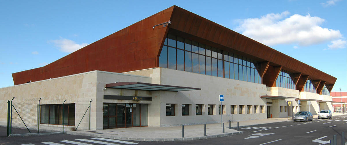 Guía Salamanca, Aeropuerto de Matacán